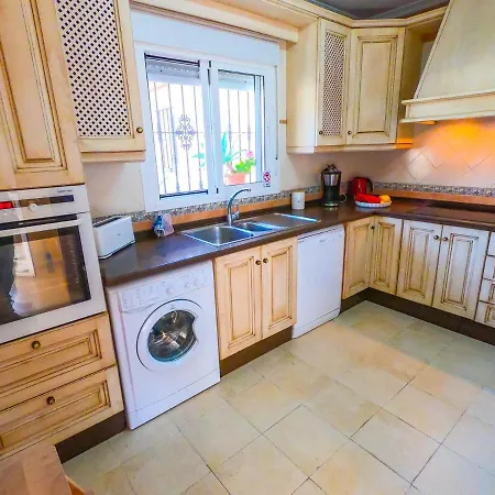 Villa Elissa With 3 Bedrooms Andpool And Views Close To Conil Cádis