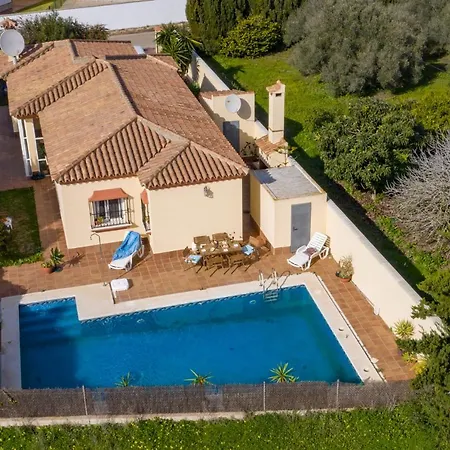 Elissa With 3 Bedrooms Andpool And Views Close To Conil
