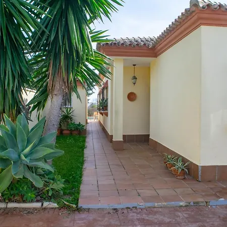 Villa Elissa With 3 Bedrooms Andpool And Views Close To Conil