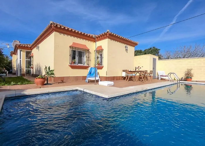 Elissa With 3 Bedrooms Andpool And Views Close To Conil Βίλα Καντίζ
