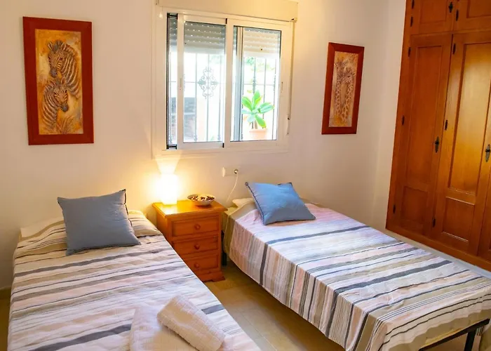 Elissa With 3 Bedrooms Andpool And Views Close To Conil Καντίζ