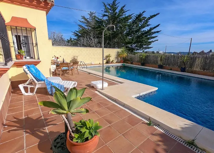 Villa Elissa With 3 Bedrooms Andpool And Views Close To Conil Cádiz