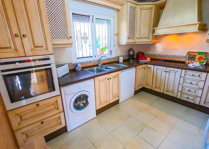 Villa Elissa With 3 Bedrooms Andpool And Views Close To Conil Cádiz